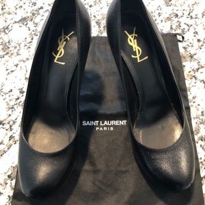 Yves Saint Laurent Nero Platform Heels Rounded Toe 9.5